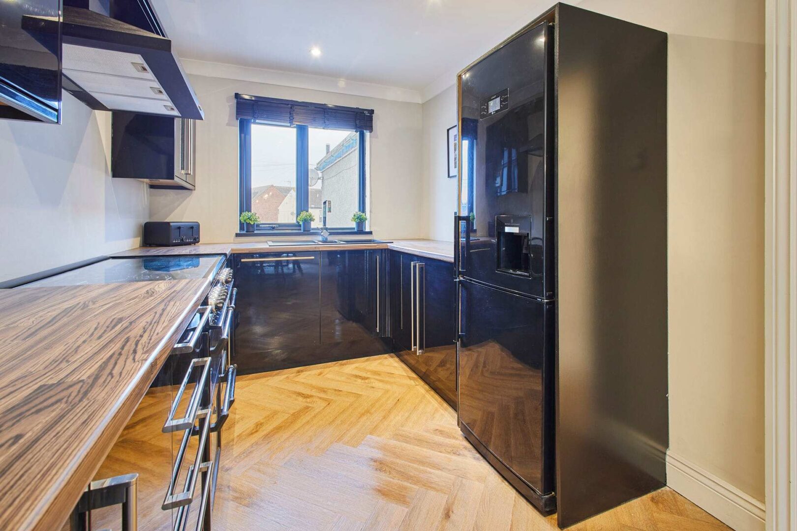 Great Ayton Townhouse Retreat, Sleeps 6, 3 Bedroom photo 9